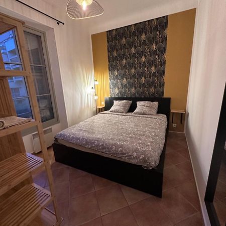 Villarey Home - Central Apartment In Menton Exteriör bild
