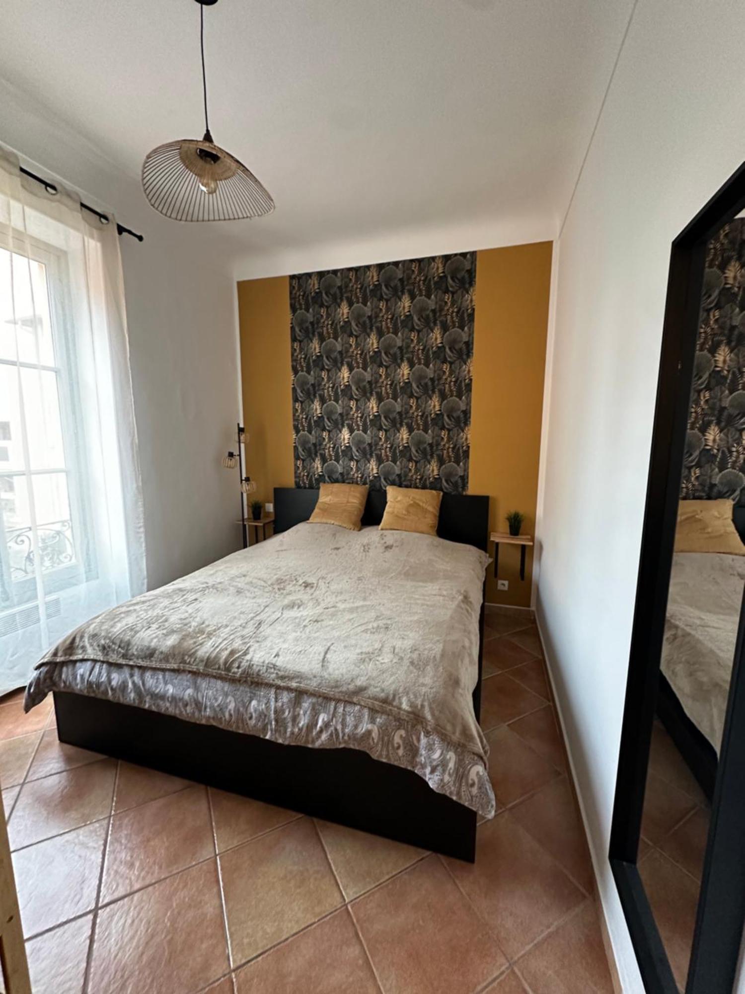 Villarey Home - Central Apartment In Menton Exteriör bild